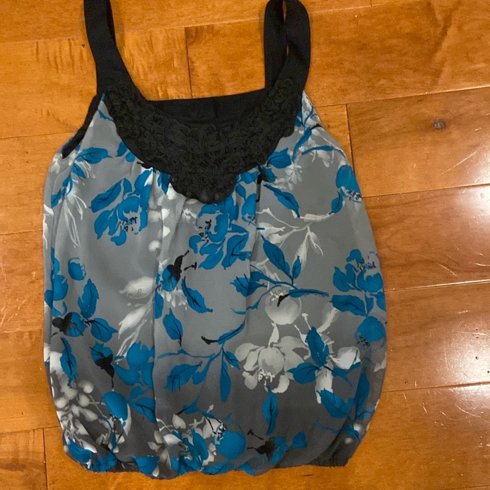 Wrapper Black and gray Tank Top